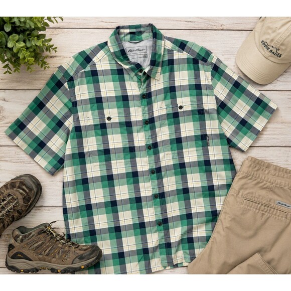 Eddie Bauer Other - Eddie Bauer Men’s LT Lightweight Hiking Shirt Plaid Green Short Sleeve Camping